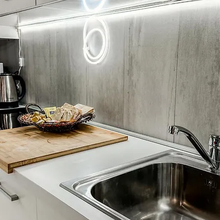 Modern Loft - Parcheggio, Palestra, Comfort Daire Torino