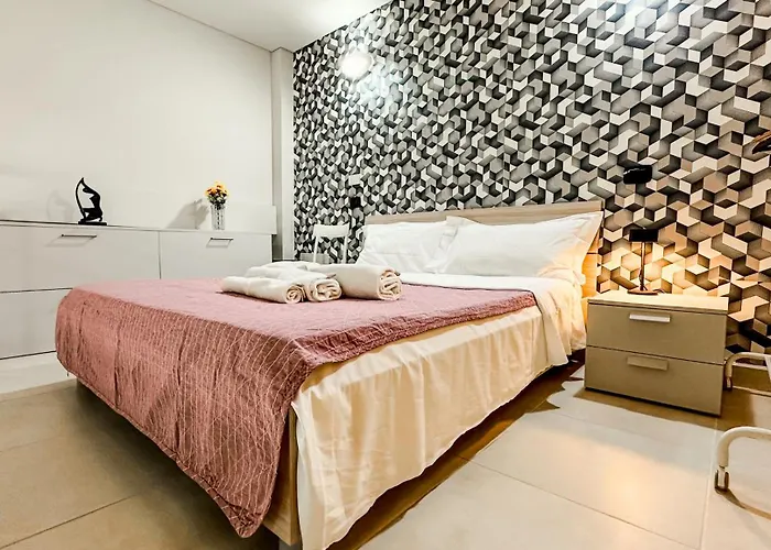 Daire Modern Loft - Parcheggio, Palestra, Comfort