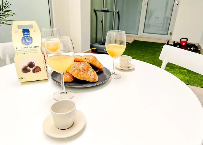 Daire Modern Loft - Parcheggio, Palestra, Comfort *