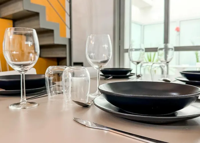 Daire Modern Loft - Parcheggio, Palestra, Comfort *